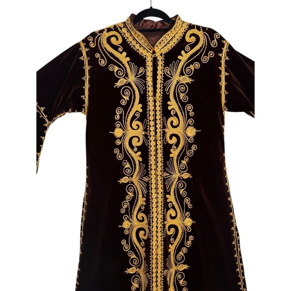 Vintage Moroccan Brown Velvet Kaftan with Gold Embroidery Robe medium - Picture 5 of 17